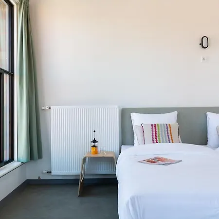 Pink Flamingo Boutique Hostel-2
